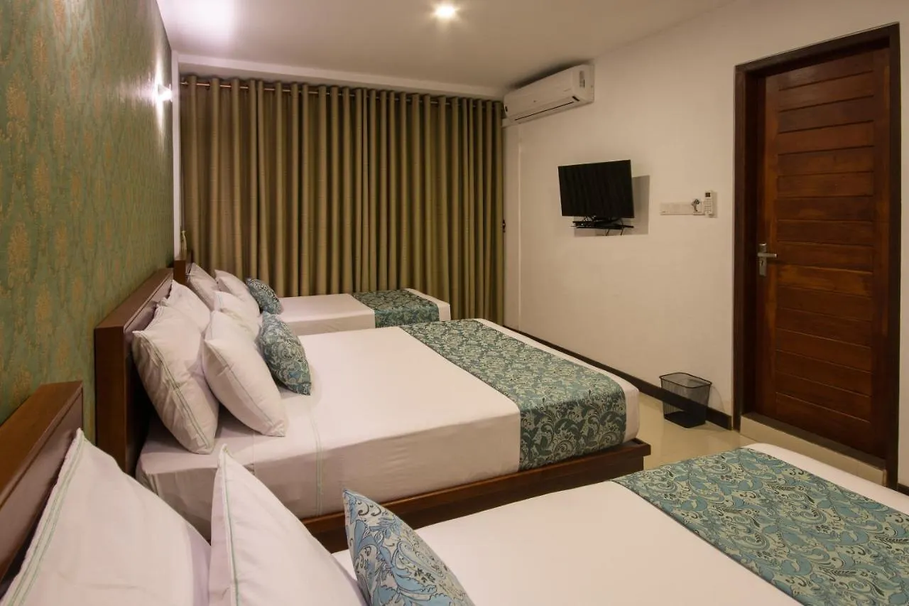 Ceyloni City Hotel Kandy