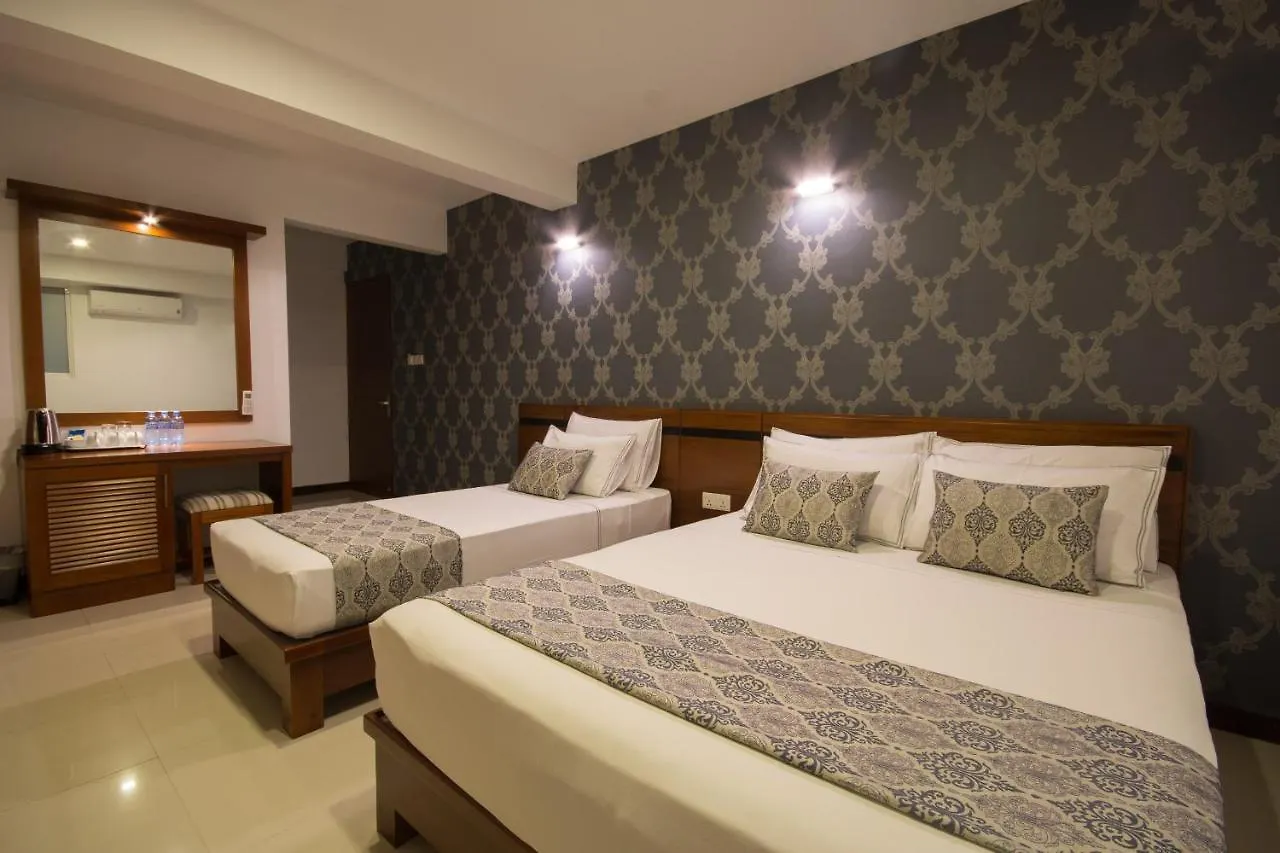 Ceyloni City Hotel Kandy
